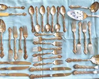 International Silver Co Silverplate flatware set