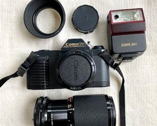 Canon T50 35mm camera  with Gemini Macro zoom lens 80-200mm