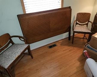 vintage waterfall bedroom set in great condition