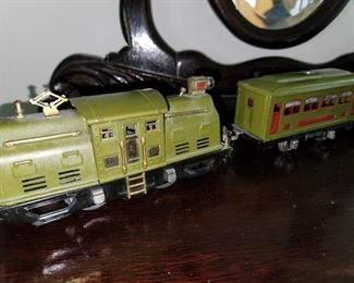 metal Lionel set, metal Lionel set, pre war O gauge 252 engine and 529, 530 pullman and observation