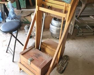 Wheeled Skeet shooting cart w rest for guns