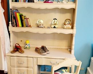 Lexington  bedroom set,  desk, nightstand, dresser, 