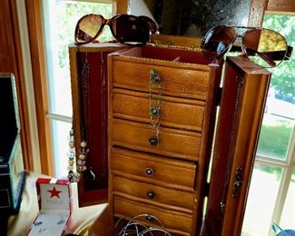 Jewelry box, costume jewelry