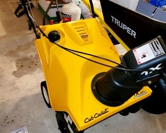 Cub Cadet, single stage, snow thrower