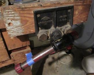 Littleston Pa vise No 799