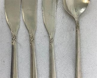ALRA703 Heirloom SterlingDamask Rose Spoon, Butter Knives