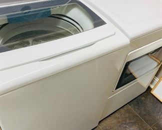 Whirlpool Cabriolet washer and dryer