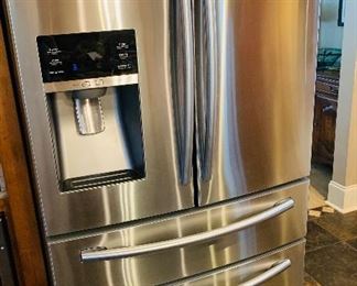 Extremely fine Samsung stainless refrigerator 