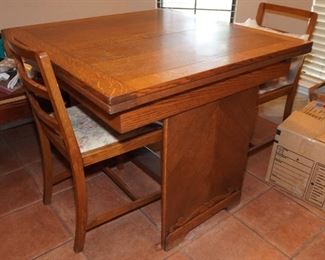 English draw-leaf table and 4 chairs