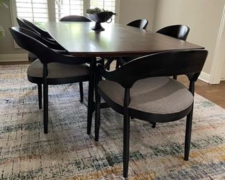 Universal Furniture Co. - 85 x 42