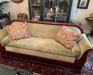 Lovely empire sofa