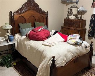 Full size antique bed with new mattress 
