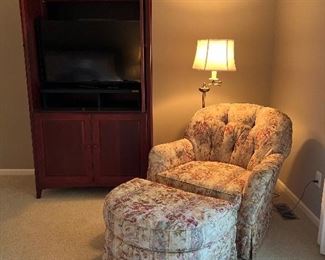 TV CABINET AND CHAIR W OTTOMAN 