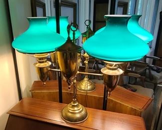 Bradley & Hubbard (Marked) Double Arm Student Lamp