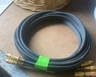 Electronics cable