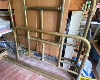 Brass bed with side rails (4 pcs.)