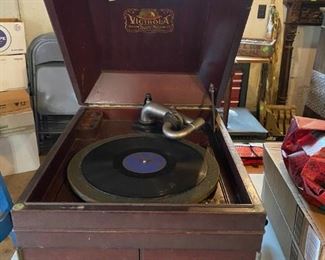 Antique Victrola tabletop record player
