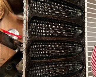 cast iron corn bread pan