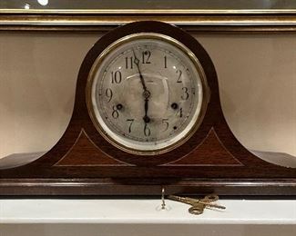 Mantle clock