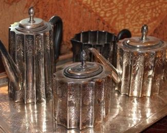Silverplated international silver tea set-5 pieces