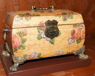 Decorative floral storage box