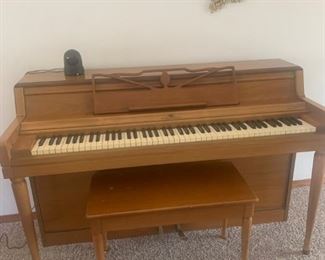 Piano. $45.00 -Great condition 