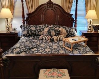 King Size Bed
Leggett & Platt adjustable beds
Cantwell Mattress Co.
