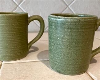 Pigeon Forge Pottery Mug Set