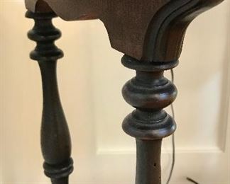 Accent Table Detail