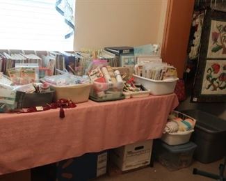 Tons of quilting & craft items
