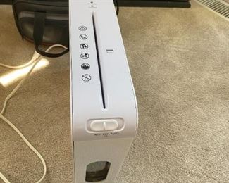 MODA-SHRED Paper Shredder