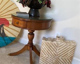 Wurlitzer Accent Table, Home Decor