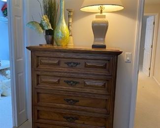 Link-Taylor 5-Drawer Dresser, Table Lamp, Home Decor