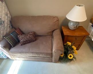 Twin sleeper love seat