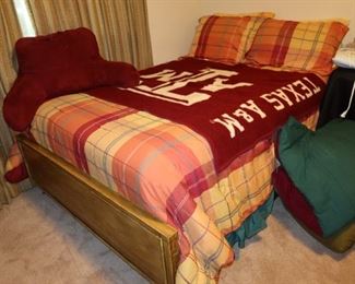 Full Size Bed