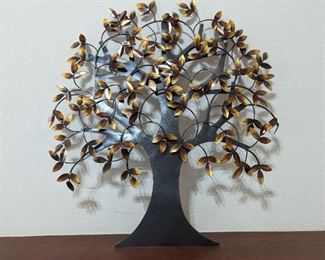 Metal Tree Decor