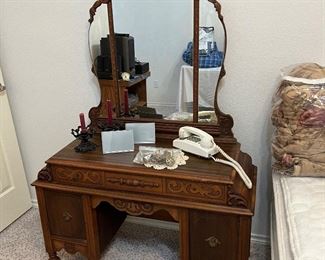 antique vanity