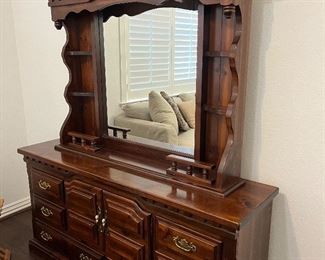 dresser with mirror