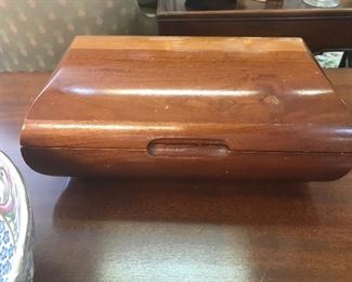 Look at this wonderful jewelry Mans jewelry box