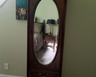 Mirrored armoire/lingerie chest