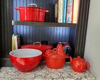 Red mixing bowls, chicken baker, dutch oven, teapot