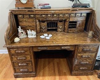 Oak rolltop desk
