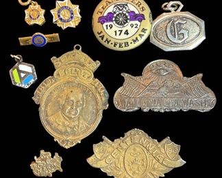 1919 IOOF Goodwill Tokens Other Pinbacks