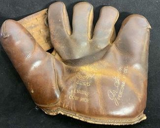 Joe Gordon Sporting Goods 4205 Baseball Glove