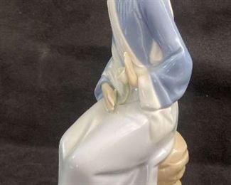 Lladro figurine 