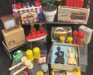 Collectible Vintage Plastic Salt Pepper Shakers