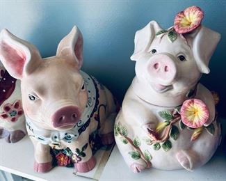 Bandana Piggy is sold.