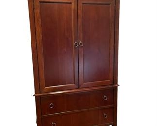 $400 - Hooker Furniture Traditional Raised Panel Armoire/Wardrobe SS117-13 Description: Beautiful cherry wood armoire, high quality Hooker furniture with dovetail drawers. Can be used multiple ways as media cabinet or to hold clothes or linens.
Dimensions: 24.5 x 43 x 77H
Condition: It’s in excellent condition, minor wear consistent with age and history.
Location: Local pickup Darnestown, MD. Contact us for shipper suggestions.
