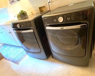 Maytag Maxima XL steam washer & dryer