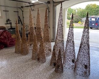 Pre-lit outdoor Christmas tree decorations - 12 total, varying sizes